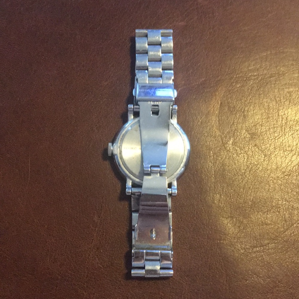 Marc Jacobs Watch - Picture 2 of 6